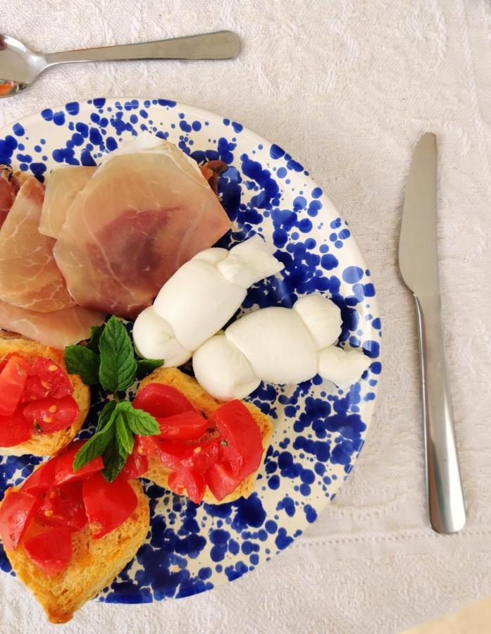 Mareulivi Bed and Breakfast Ostuni Exteriör bild
