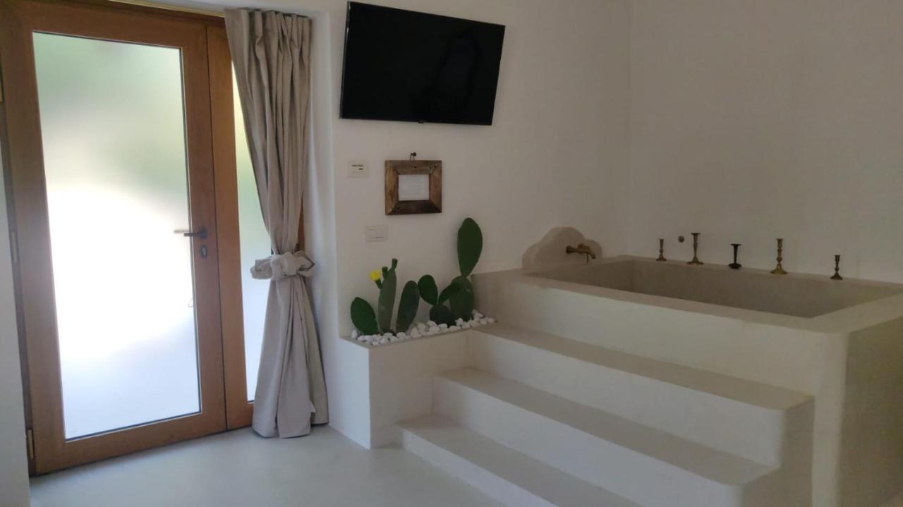 Mareulivi Bed and Breakfast Ostuni Exteriör bild