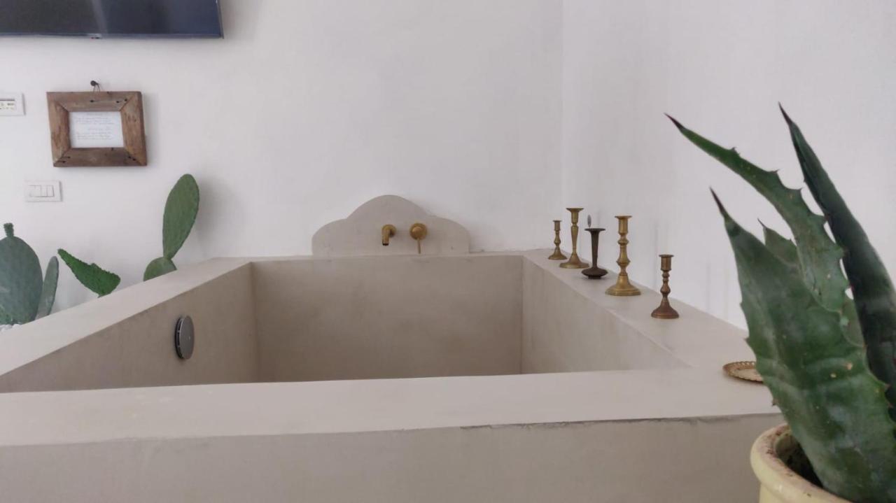 Mareulivi Bed and Breakfast Ostuni Exteriör bild