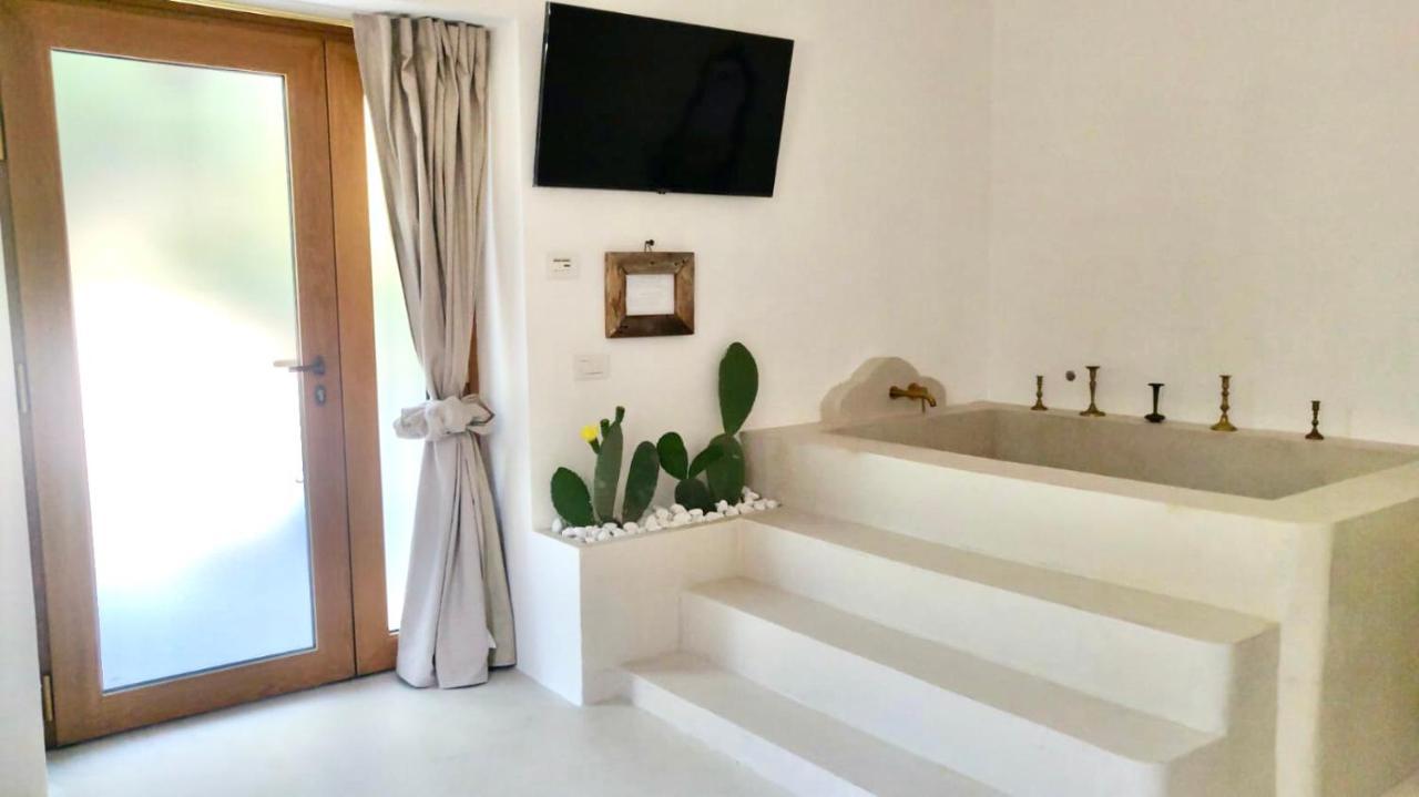 Mareulivi Bed and Breakfast Ostuni Exteriör bild